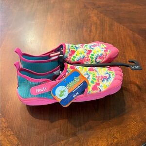 Kids Colorful Water Shoes - Pink and Blue